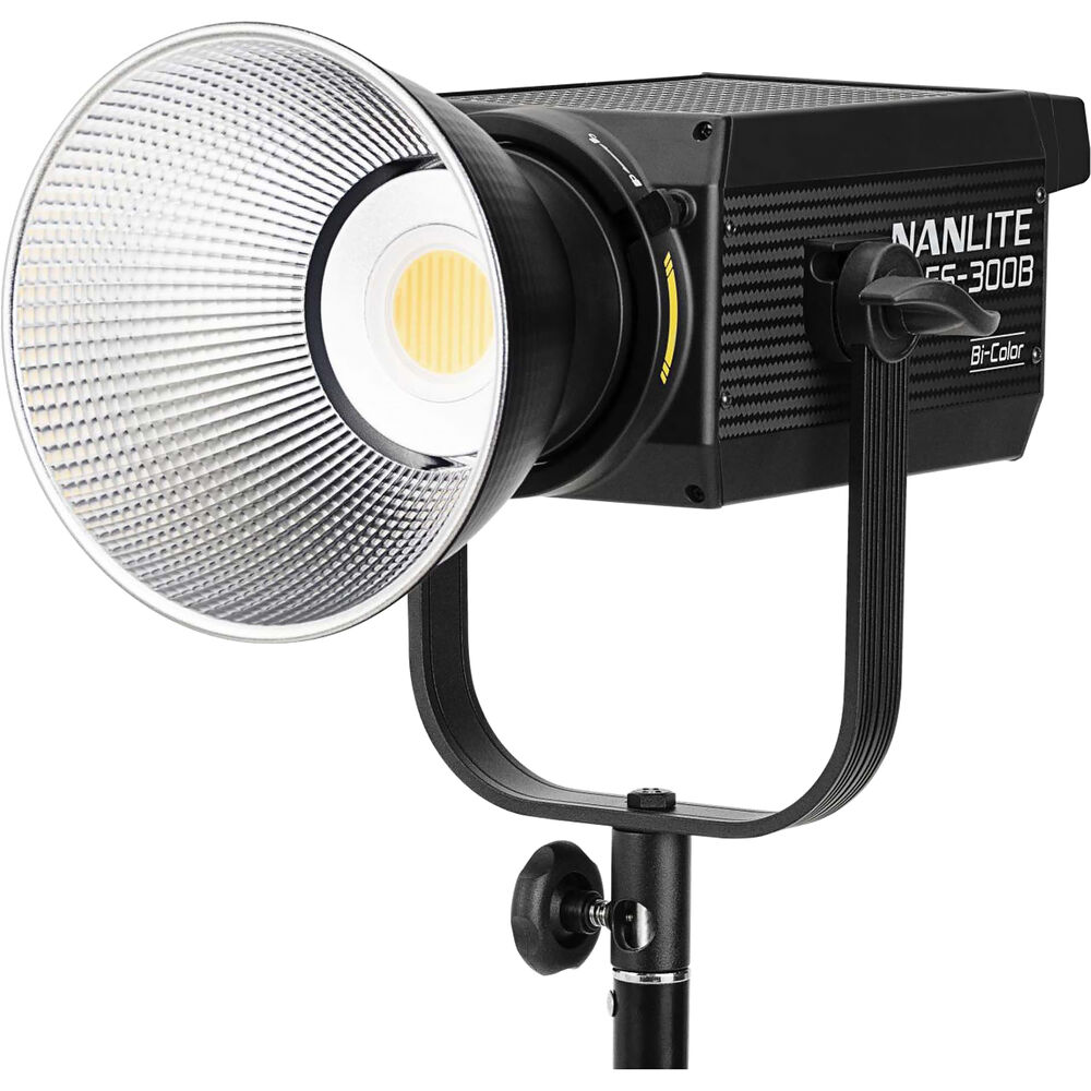 NANLITE-FS300B-LED-Bi-color-Spot-Light-12